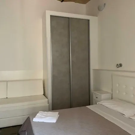 Golden 게스트하우스 로마