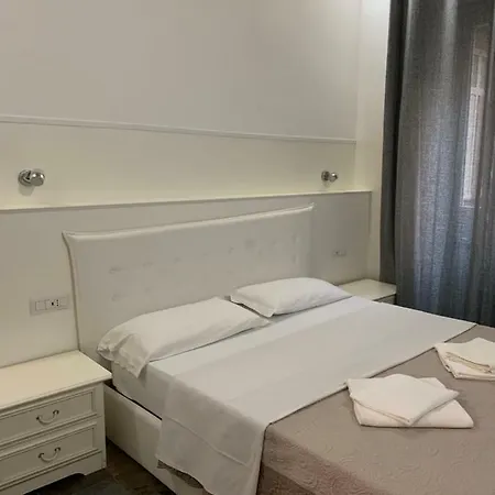 게스트하우스 Golden 2*